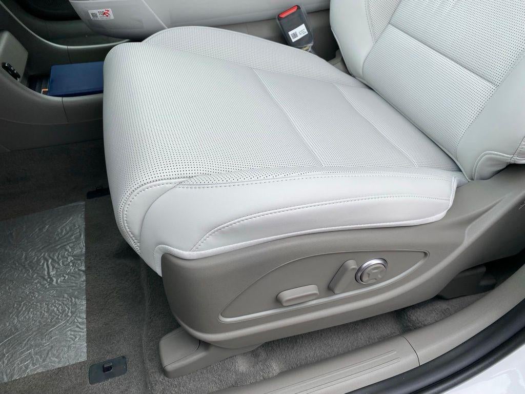 2027 Hyundai Palisade Hybrid Blue SEL Premium 7P