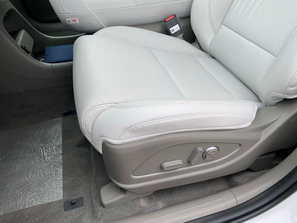 2027 Hyundai Palisade Hybrid Blue SEL Premium 7P