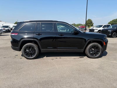 2026 Jeep Grand Cherokee GRAND CHEROKEE LAREDO ALTITUDE 4X4