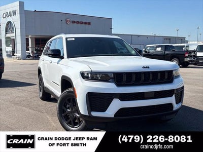 2027 Jeep Grand Cherokee Laredo Altitude