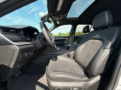 2026 Jeep Grand Cherokee GRAND CHEROKEE L LAREDO ALTITUDE 4X4