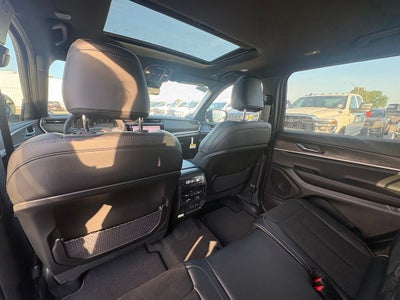 2026 Jeep Grand Cherokee GRAND CHEROKEE L LAREDO ALTITUDE 4X4