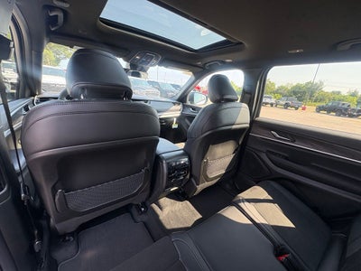 2026 Jeep Grand Cherokee GRAND CHEROKEE L LAREDO ALTITUDE 4X4