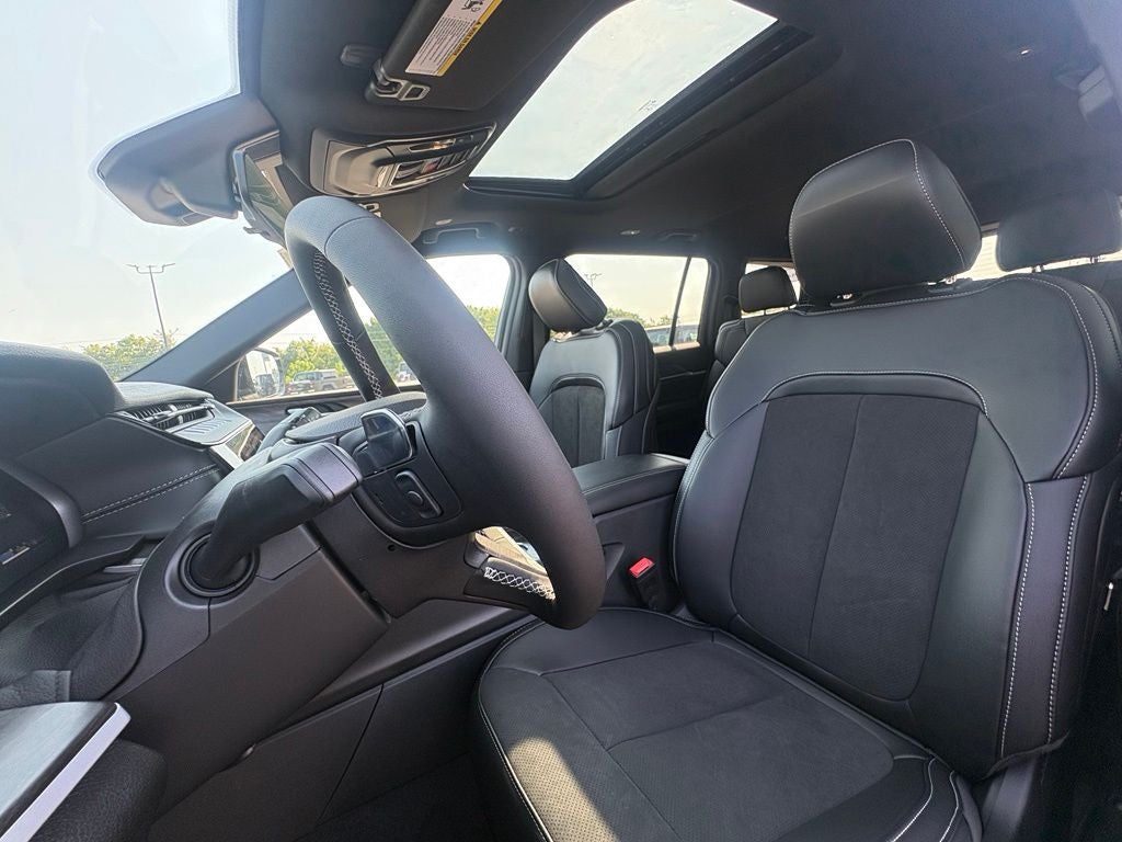 2026 Jeep Grand Cherokee GRAND CHEROKEE L LAREDO ALTITUDE 4X4