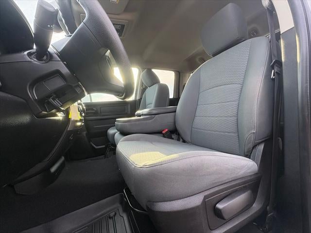 2020 RAM 1500 Classic Tradesman Quad Cab 4x2 6'4' Box