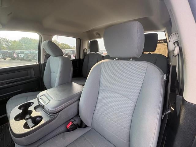 2020 RAM 1500 Classic Tradesman Quad Cab 4x2 6'4' Box