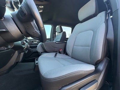2024 RAM 1500 Big Horn Crew Cab 4x4 5'7' Box