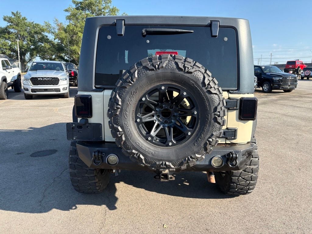 2011 Jeep Wrangler Sahara