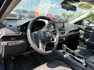 2024 Nissan Altima SV FWD
