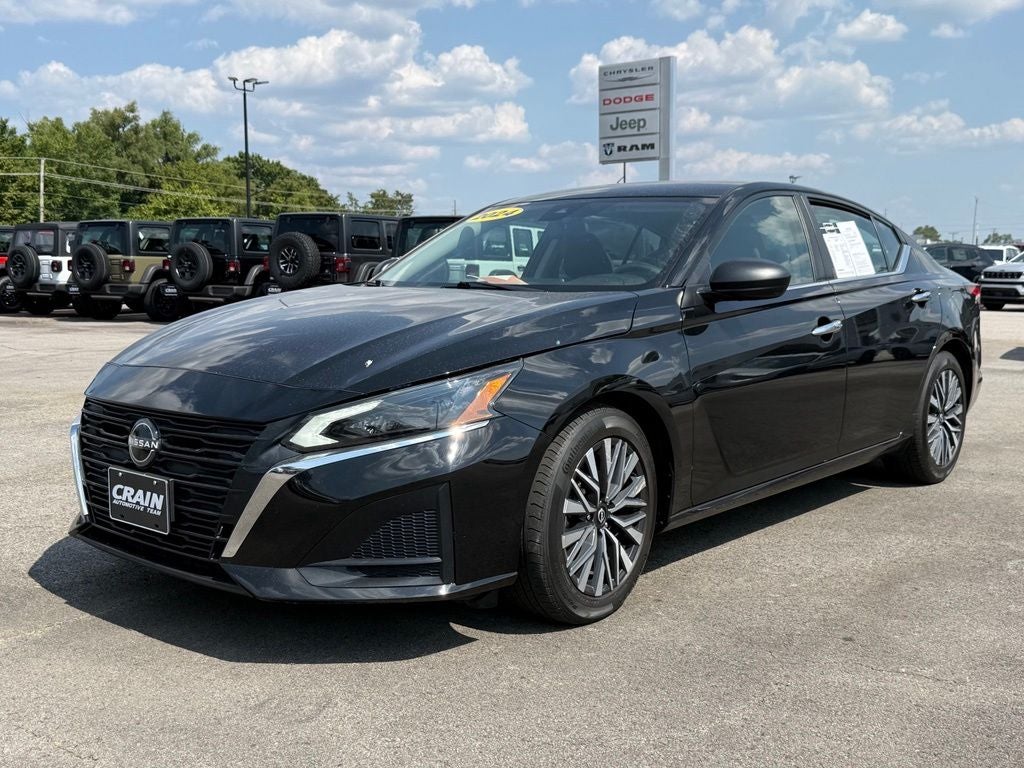 2024 Nissan Altima SV FWD