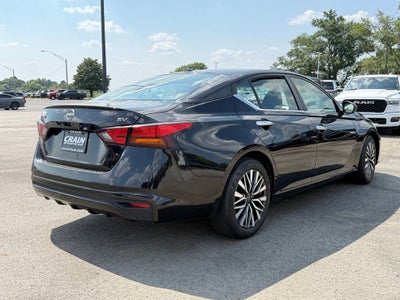2024 Nissan Altima SV FWD