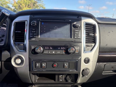 2018 Nissan TITAN SV