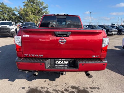 2018 Nissan TITAN SV