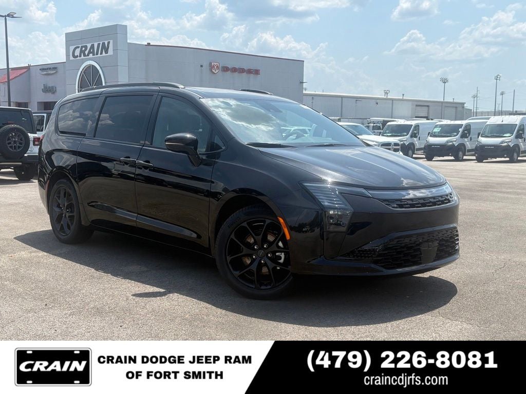 2027 Chrysler Pacifica PACIFICA LIMITED