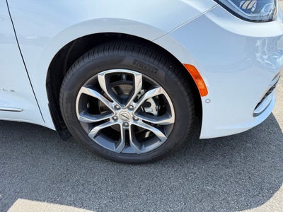 2025 Chrysler Pacifica Pinnacle