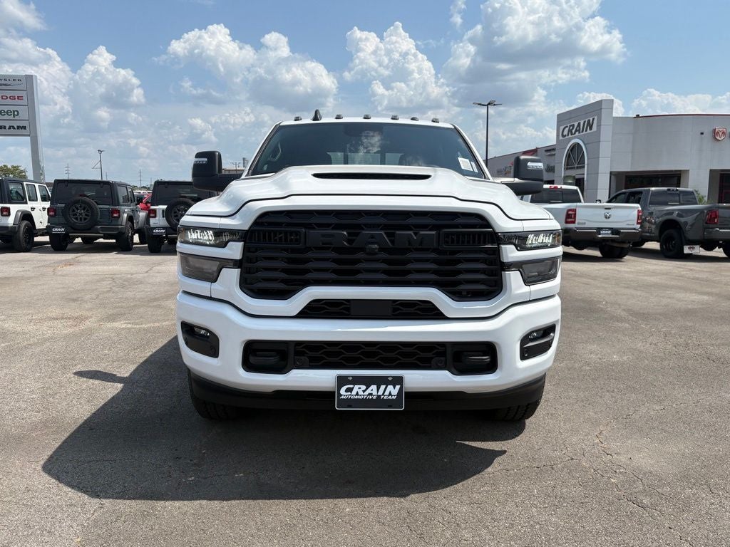 2026 RAM 2500 RAM 2500 BLACK EXPRESS CREW CAB 4X4 6'4' BOX
