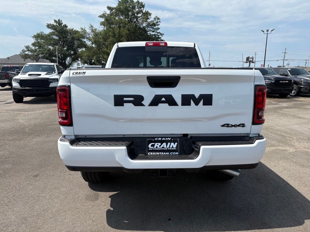 2026 RAM 2500 RAM 2500 BLACK EXPRESS CREW CAB 4X4 6'4' BOX