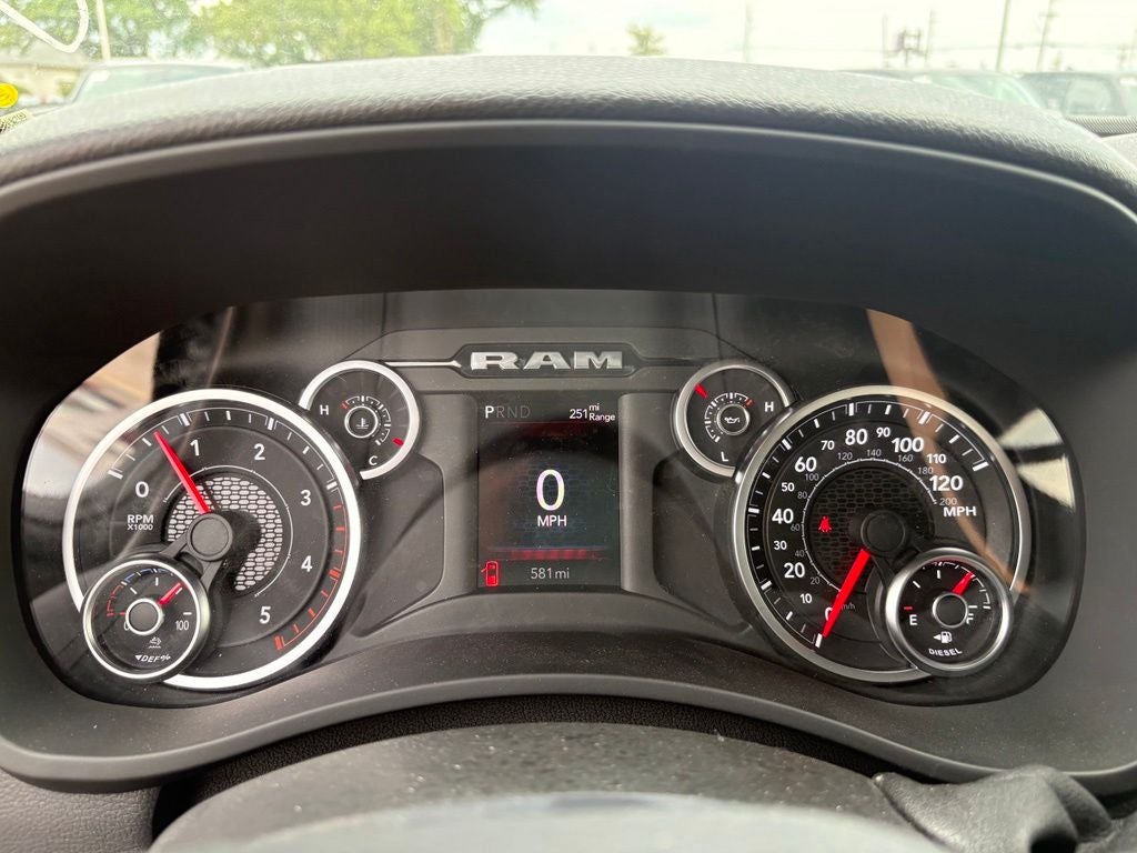 2025 RAM Ram 2500 RAM 2500 TRADESMAN CREW CAB 4X4 6'4' BOX