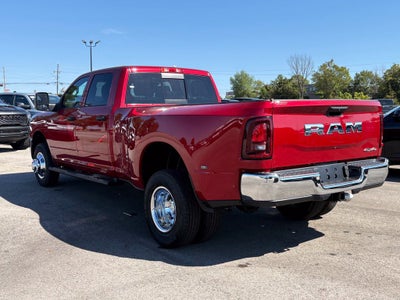 2027 RAM Ram 3500 RAM 3500 TRADESMAN CREW CAB 4X4 8' BOX