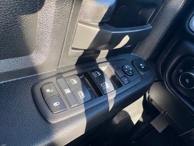 2024 RAM 3500 Tradesman Crew Cab 4x4 8' Box