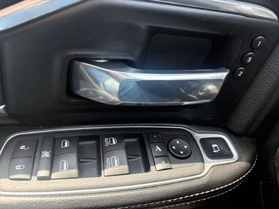 2022 RAM 2500 Laramie Crew Cab 4x4 6'4' Box