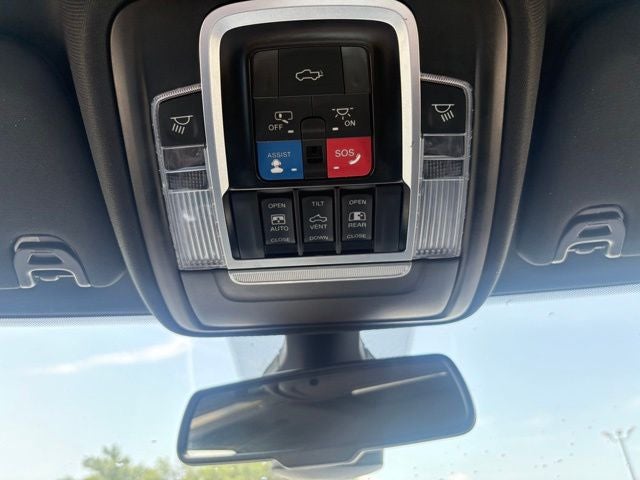 2022 RAM 2500 Laramie Crew Cab 4x4 6'4' Box