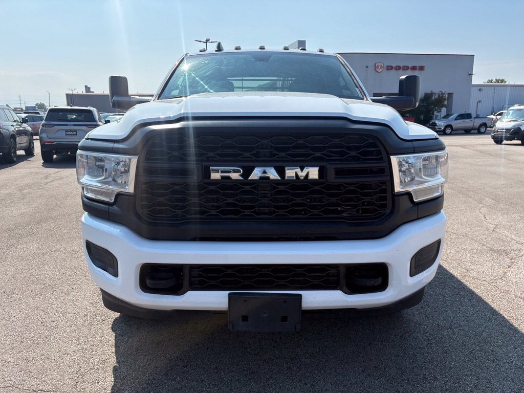 2022 RAM 3500 Chassis Tradesman/SLT/Laramie/Limited