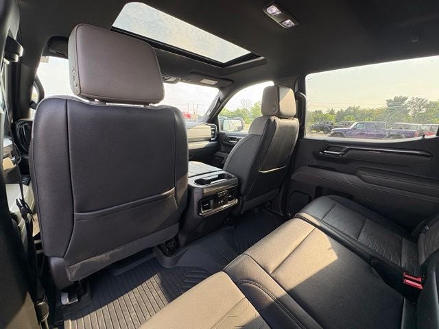 2023 Chevrolet Silverado 1500 4WD Crew Cab Short Bed ZR2