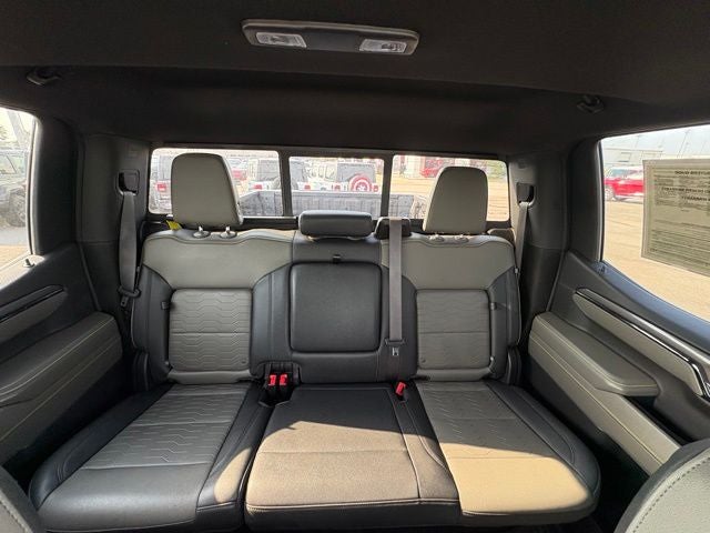 2023 Chevrolet Silverado 1500 4WD Crew Cab Short Bed ZR2