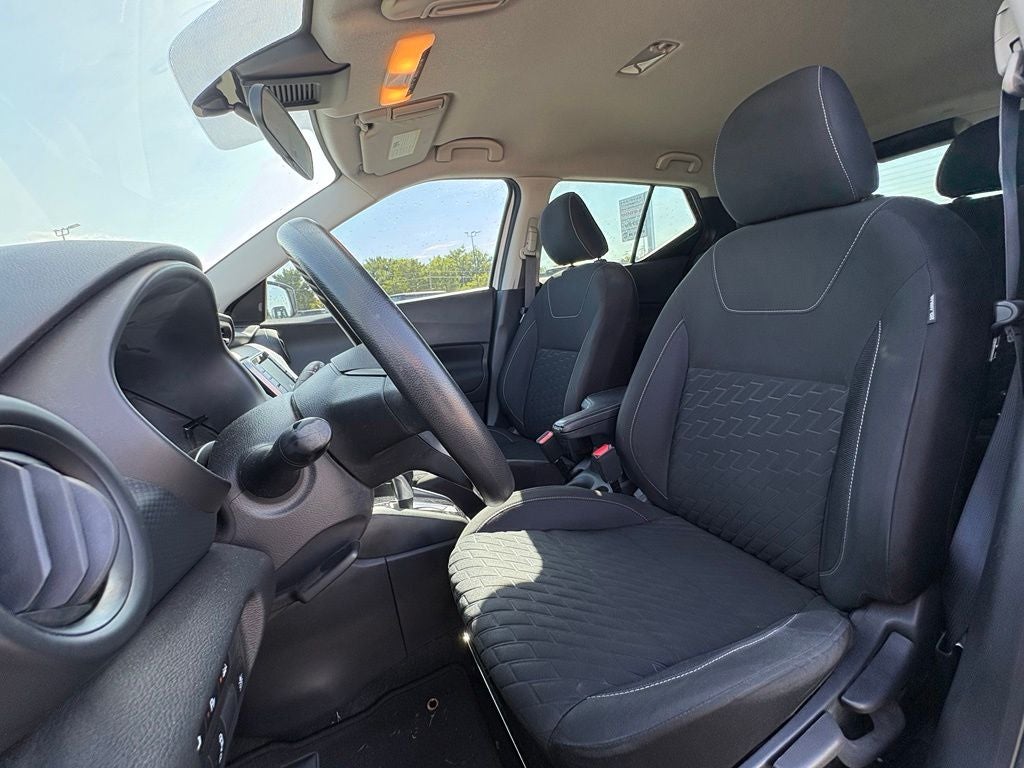 2021 Nissan Kicks S Xtronic CVT