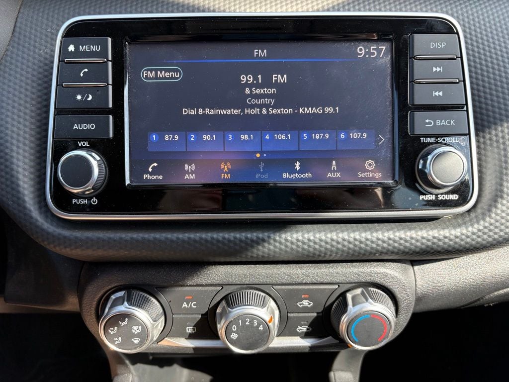 2021 Nissan Kicks S Xtronic CVT