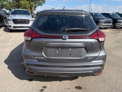 2021 Nissan Kicks SV Xtronic CVT