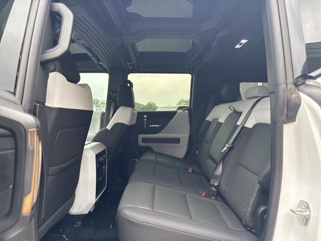 2025 GMC HUMMER EV 3X - Photo 18