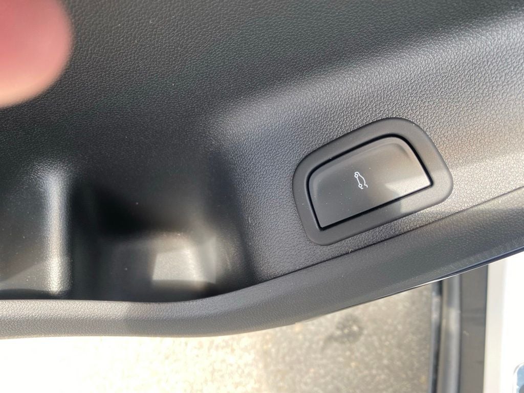2026 GMC Acadia AT4 - Photo 15