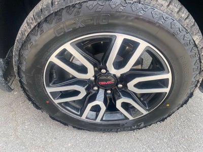 2023 GMC Sierra 1500 AT4