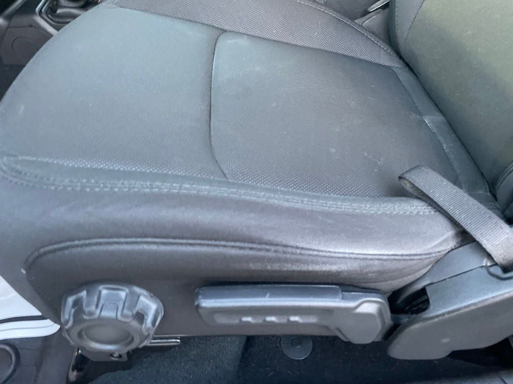 2022 Jeep Wrangler - WILLYS SPORT / APPLE CARPLAY