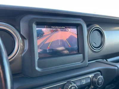 2021 Jeep Wrangler Unlimited Sahara - APPLE CARPLAY / HARD TOP