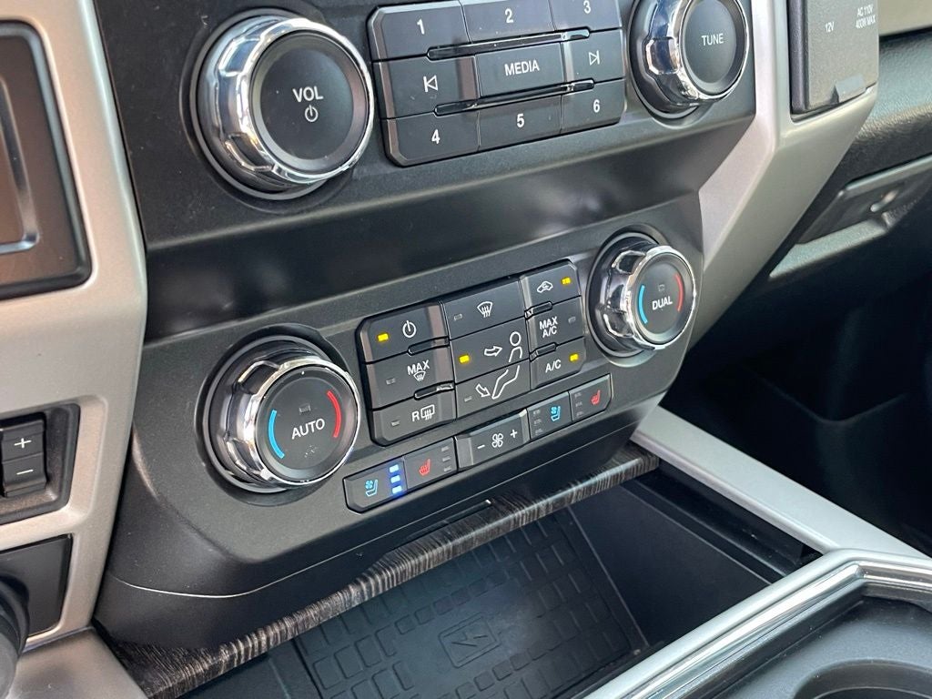 2020 Ford F-250SD Lariat