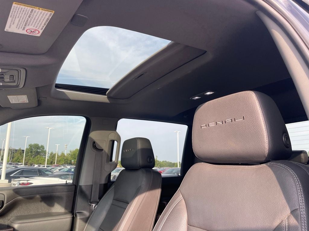 2022 GMC Sierra 2500HD Denali - ONE OWNER / CLEAN CARFAX