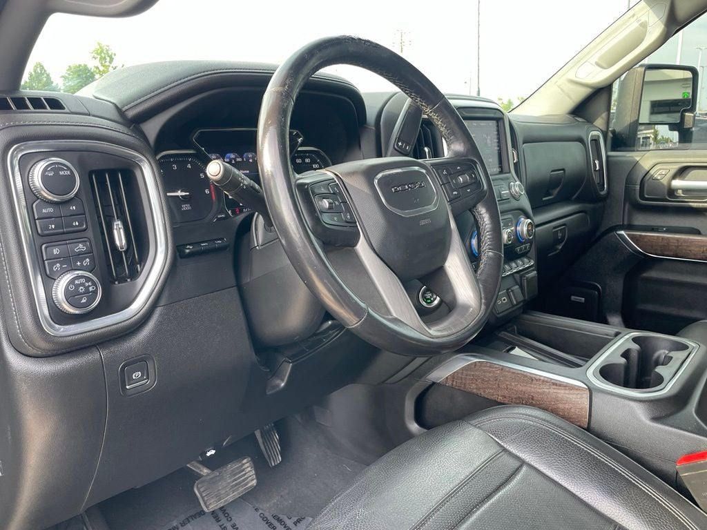 2022 GMC Sierra 2500HD Denali - ONE OWNER / CLEAN CARFAX