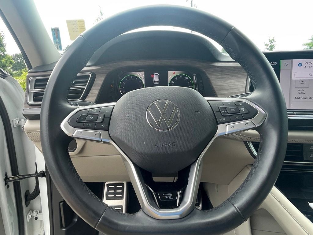 2024 Volkswagen Atlas 2.0T SEL Premium R-Line - VENTILATED SEATS
