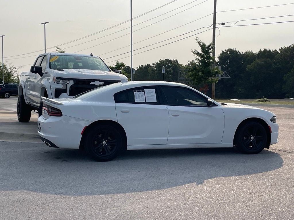 2023 Dodge Charger SXT - 292 HP / AUTO HEADLIGHTS
