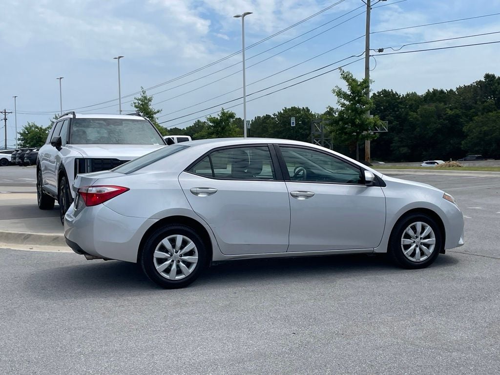 2016 Toyota Corolla LE - 38 MPG / KEYLESS ENTRY
