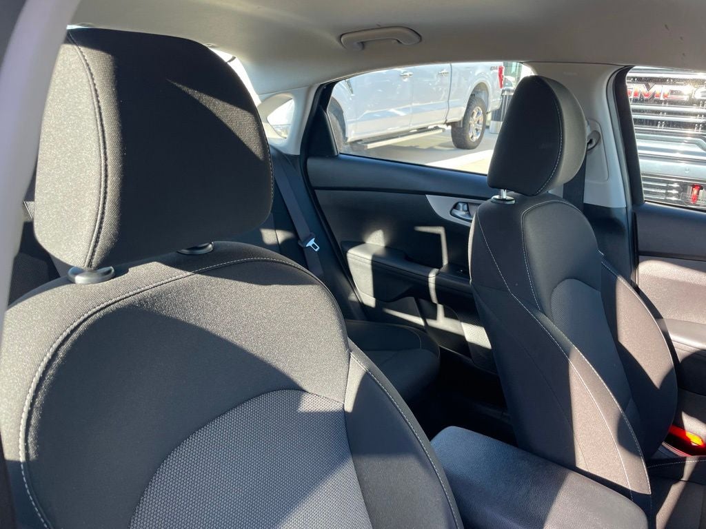 2024 Kia Forte LXS - KIA CERTIFIED / 8 INCH TOUCHSCREEN