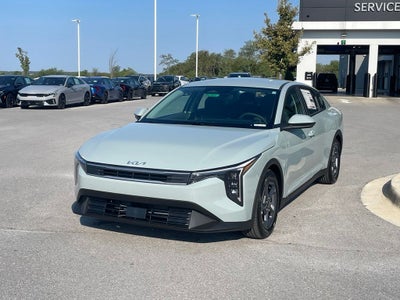 2026 Kia K4 LXS