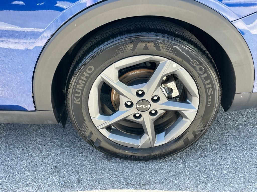 2025 Kia K4 LXS - KIA CERTIFIED / ONE OWNER