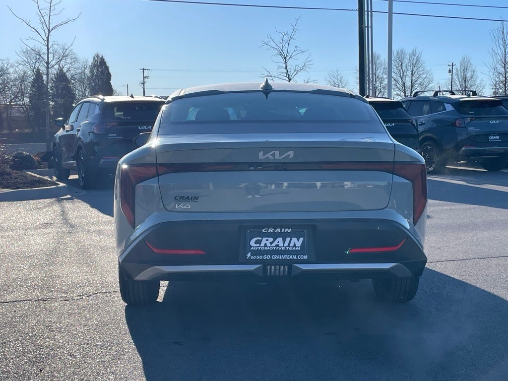 2026 Kia K4 LXS