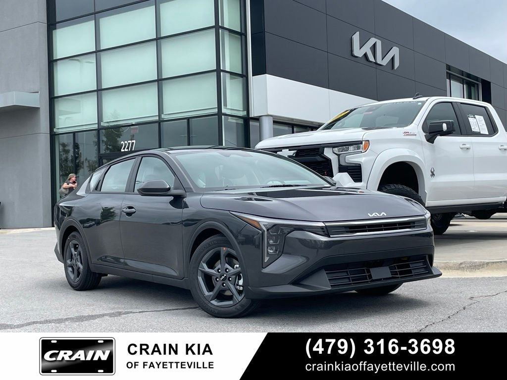2026 Kia K4 LXS