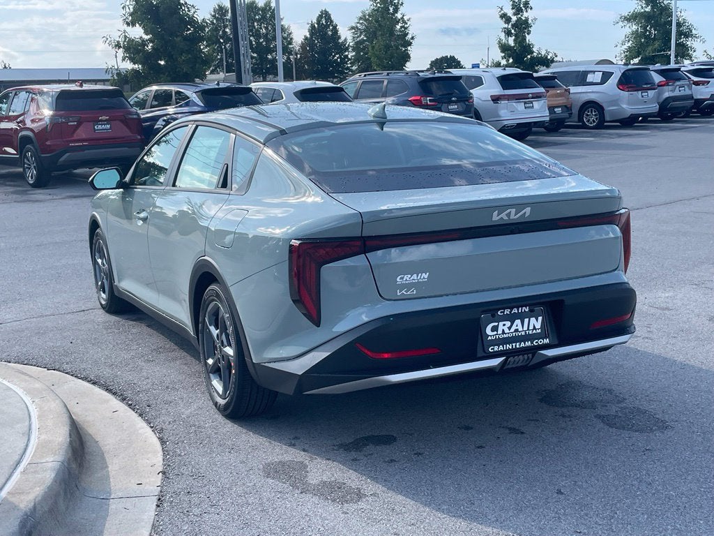 2026 Kia K4 LXS