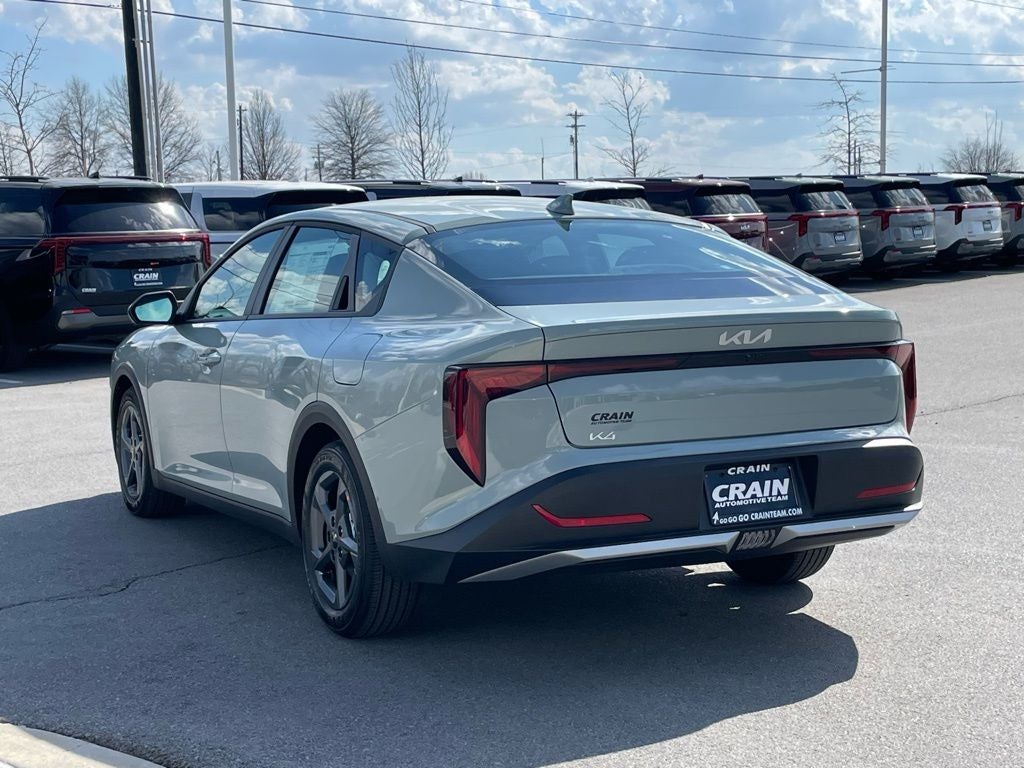 2026 Kia K4 LXS